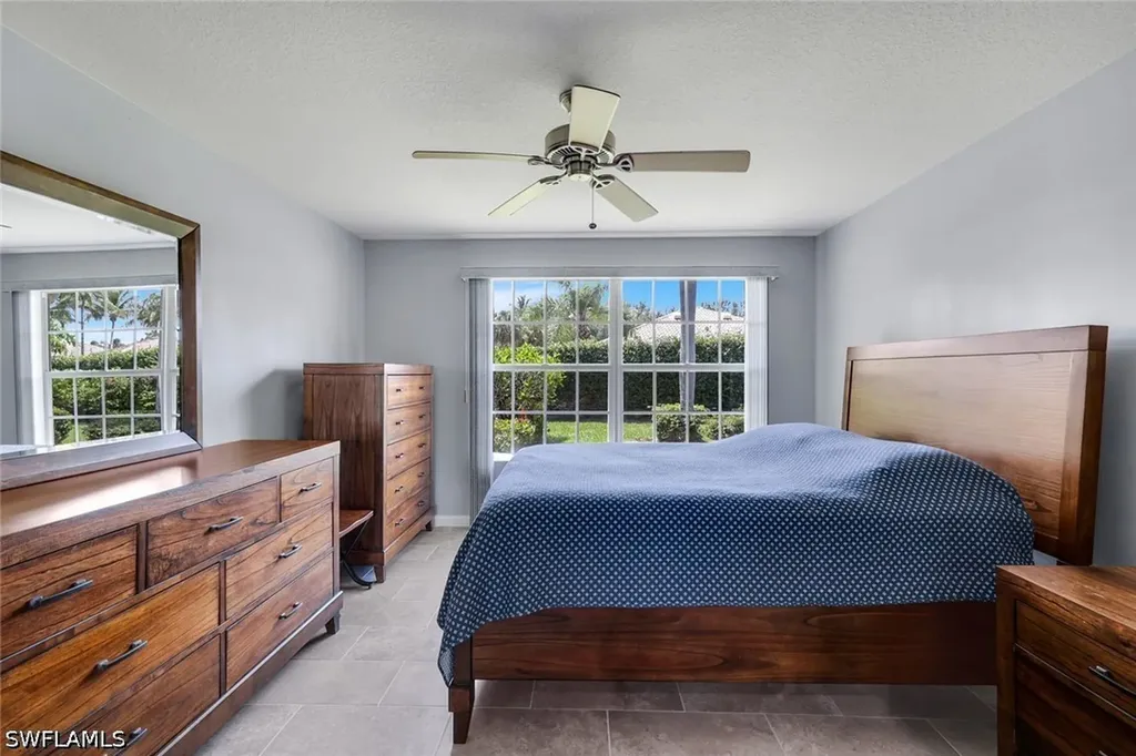 3343 Cayman Lane Naples FL 34119