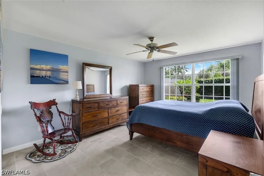 3343 Cayman Lane Naples FL 34119