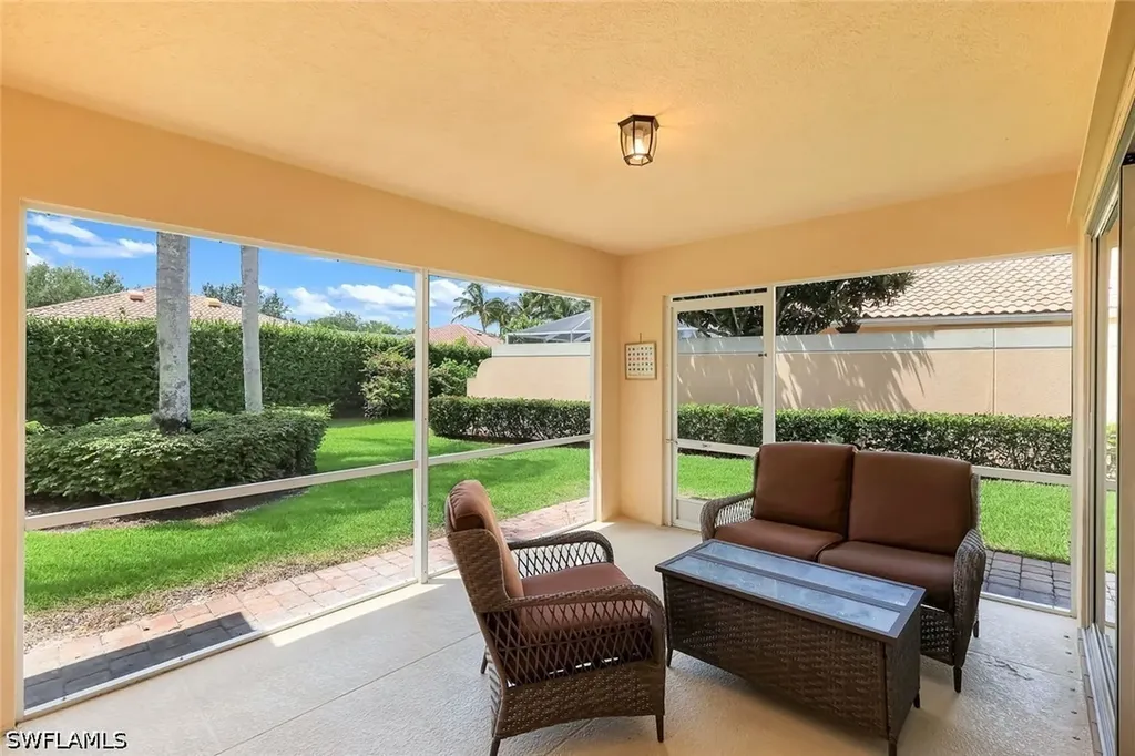 3343 Cayman Lane Naples FL 34119