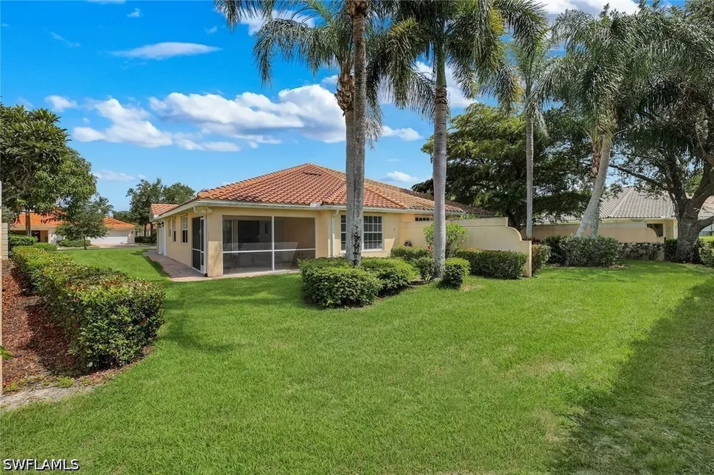 3343 Cayman Lane Naples FL 34119