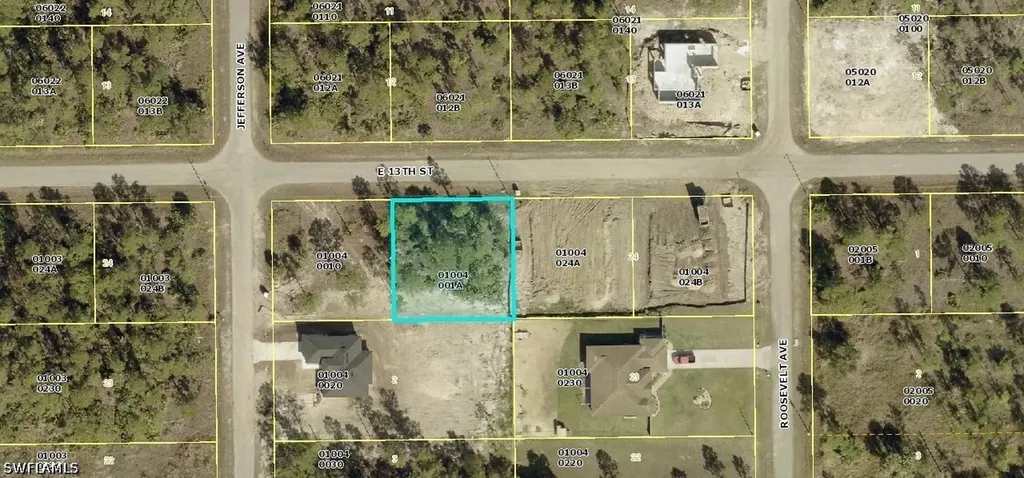 2602 E 13th Street Lehigh Acres FL 33972