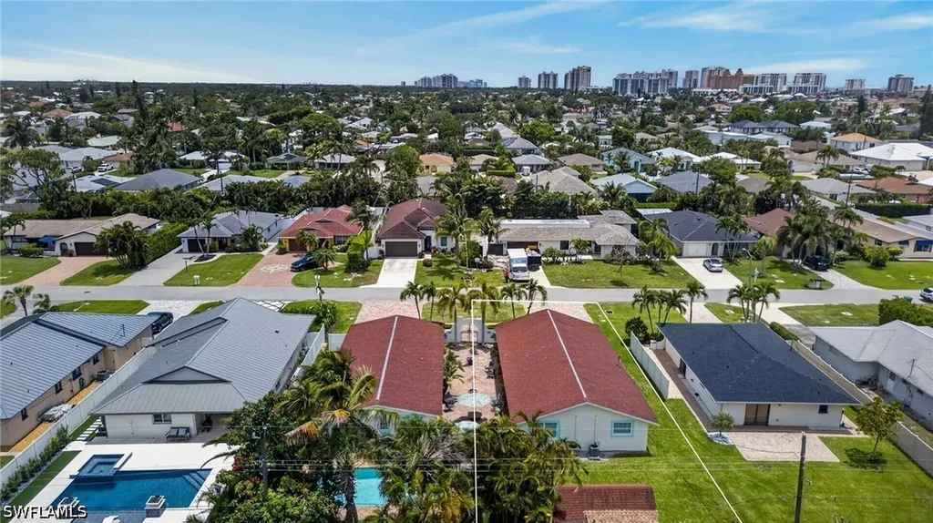 559 105th Avenue N Naples FL 34108