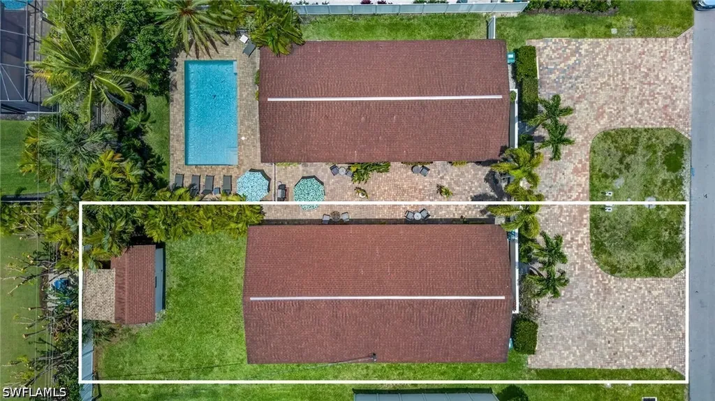 559 105th Avenue N Naples FL 34108
