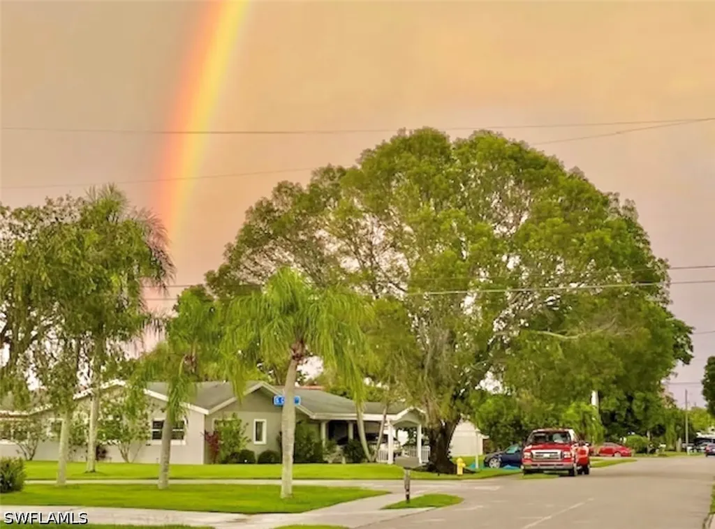 1772 Inlet North Fort Myers FL 33903
