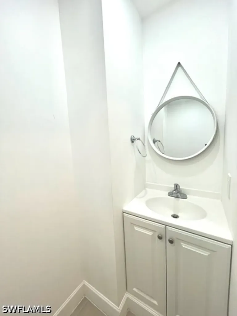 1772 Inlet North Fort Myers FL 33903