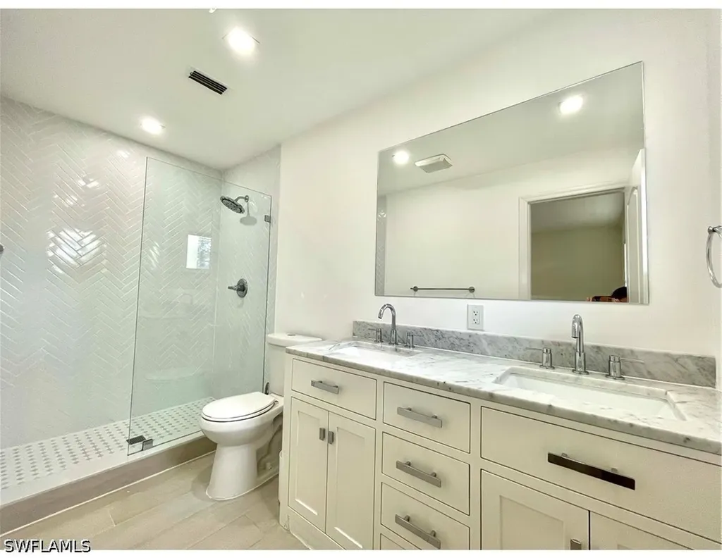 1772 Inlet North Fort Myers FL 33903