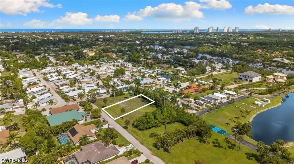 3116 Pine Tree Drive Bonita Springs FL 34134