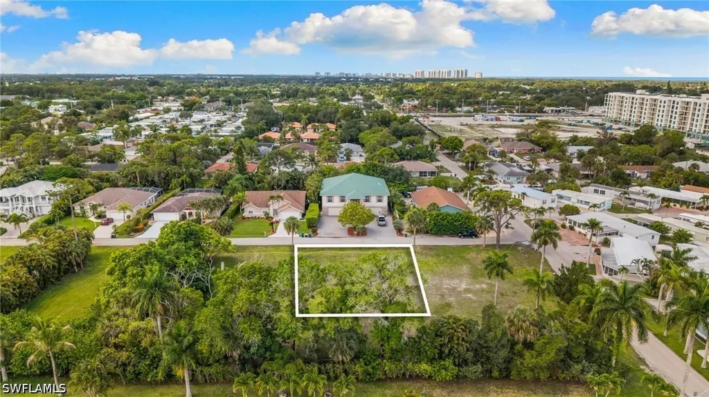 3116 Pine Tree Drive Bonita Springs FL 34134