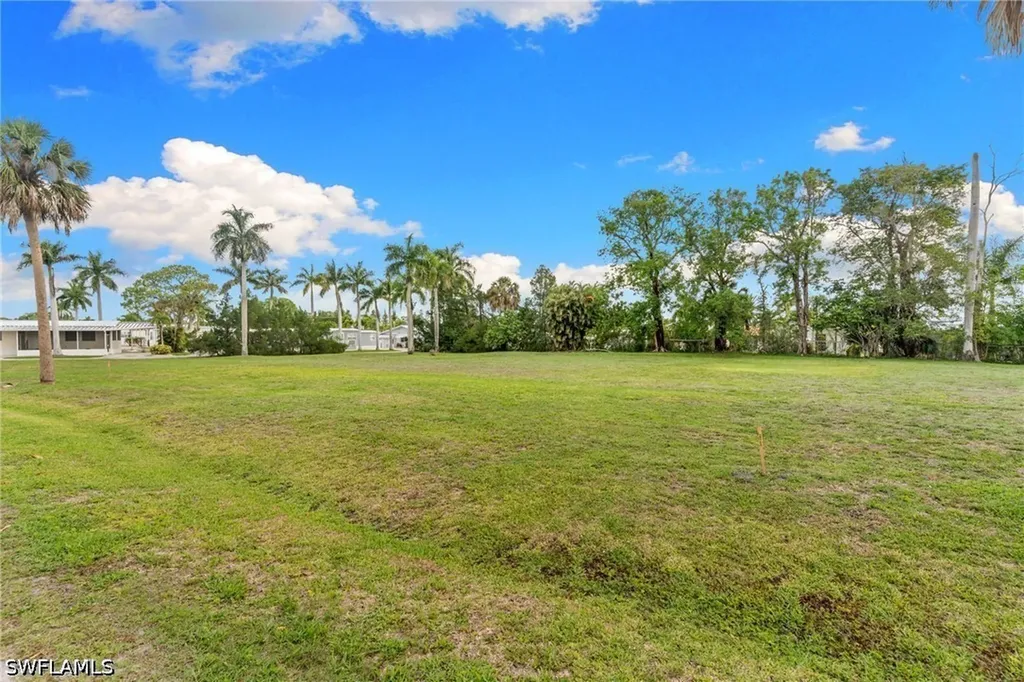 3116 Pine Tree Drive Bonita Springs FL 34134