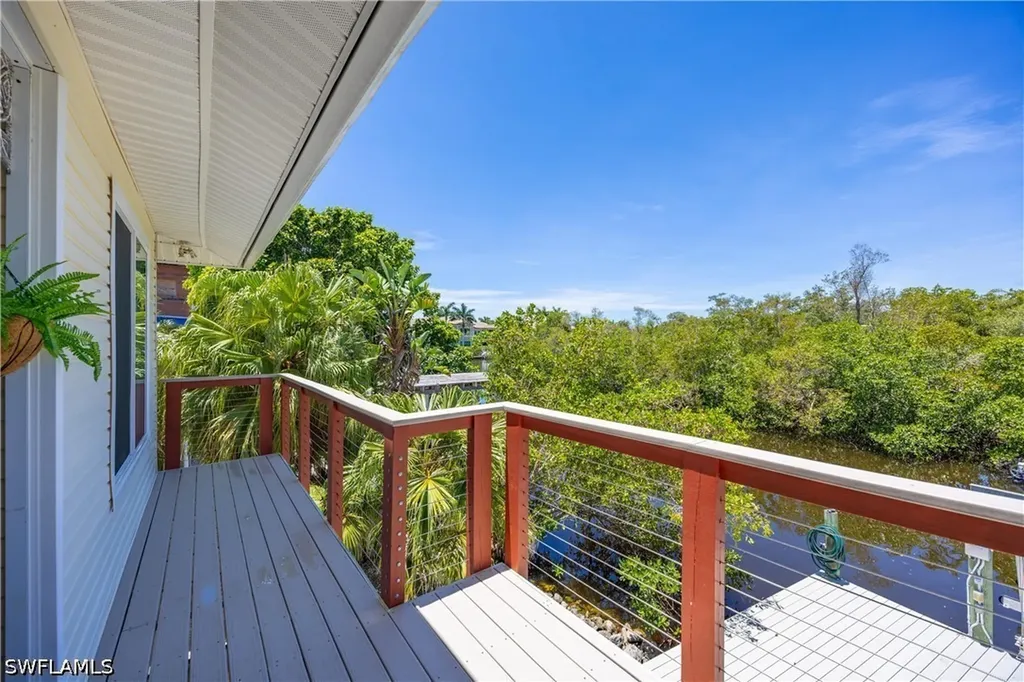 2958 Poplar Street Naples FL 34112