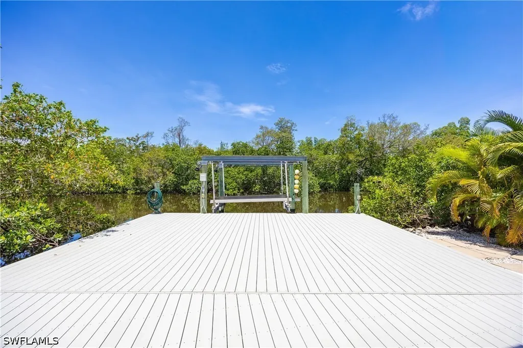 2958 Poplar Street Naples FL 34112