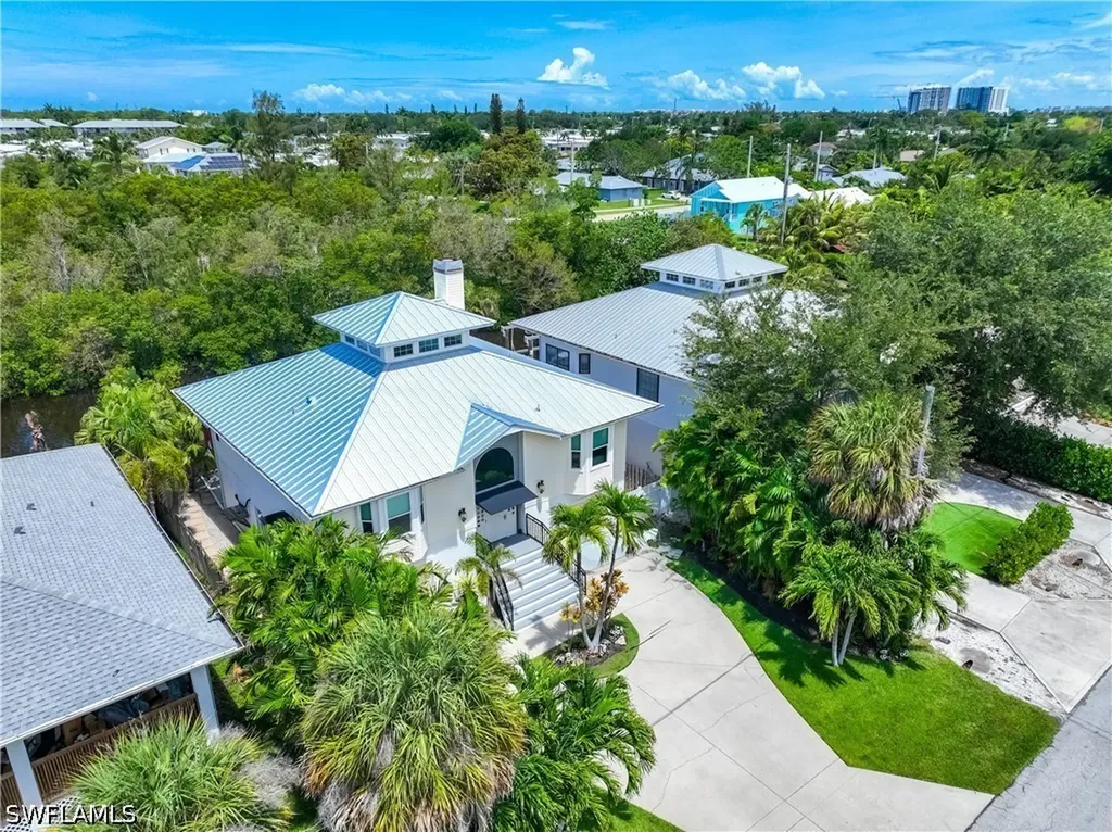 2958 Poplar Street Naples FL 34112