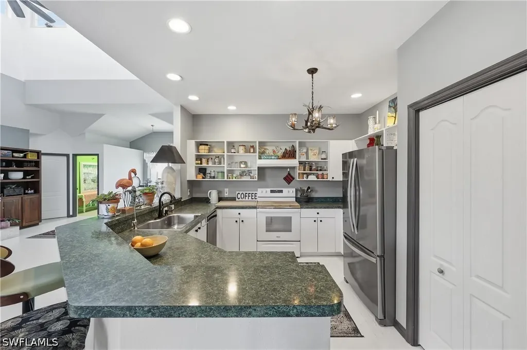 2958 Poplar Street Naples FL 34112
