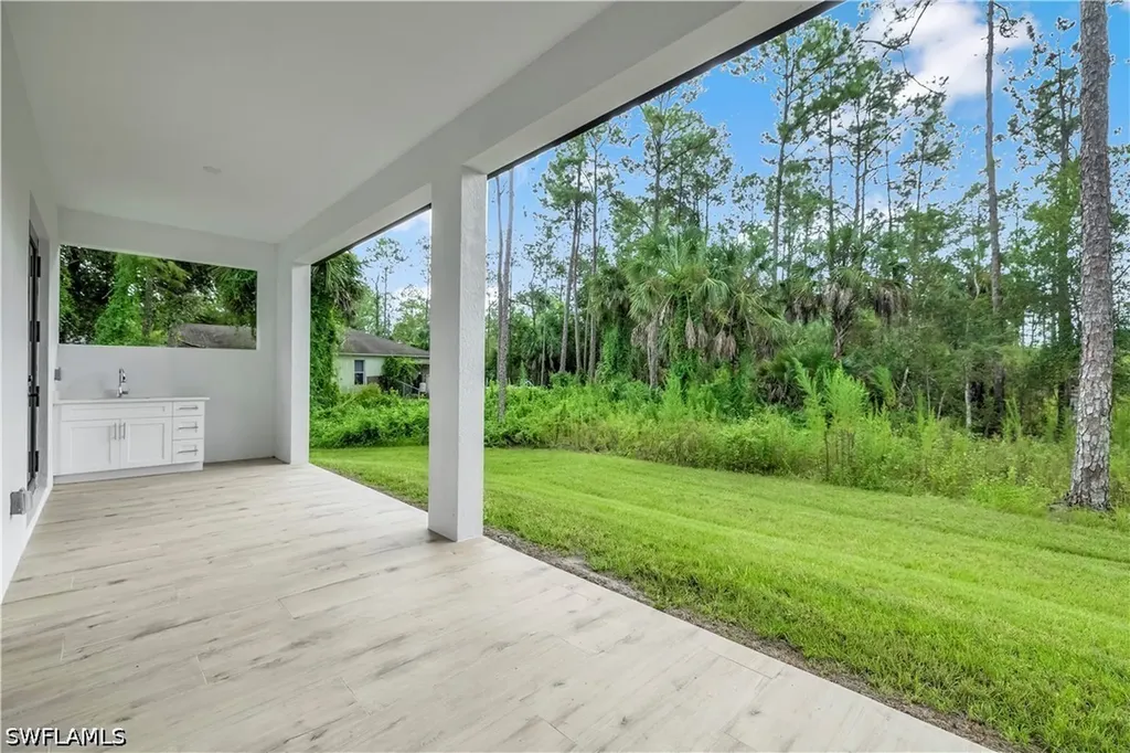 1968 18th Avenue NE Naples FL 34120