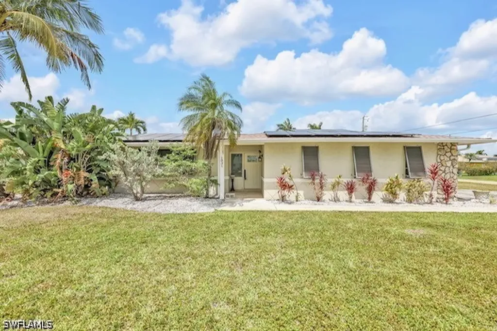 1831 Palaco Grande Parkway Cape Coral FL 33904