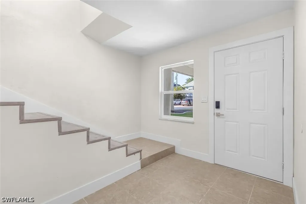 1284 Rainbow Court Naples FL 34110