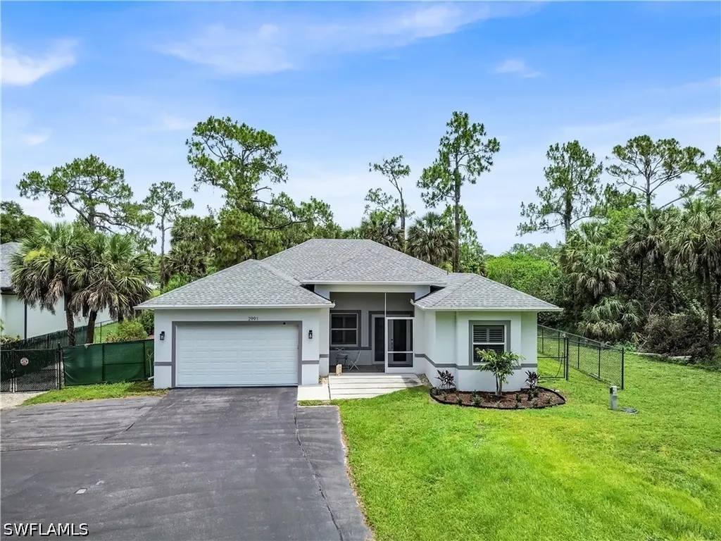 2991 18th Avenue NE Naples FL 34120