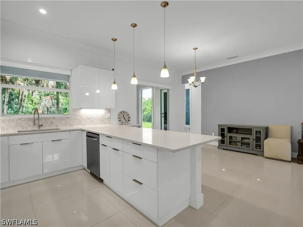 2991 18th Avenue NE Naples FL 34120