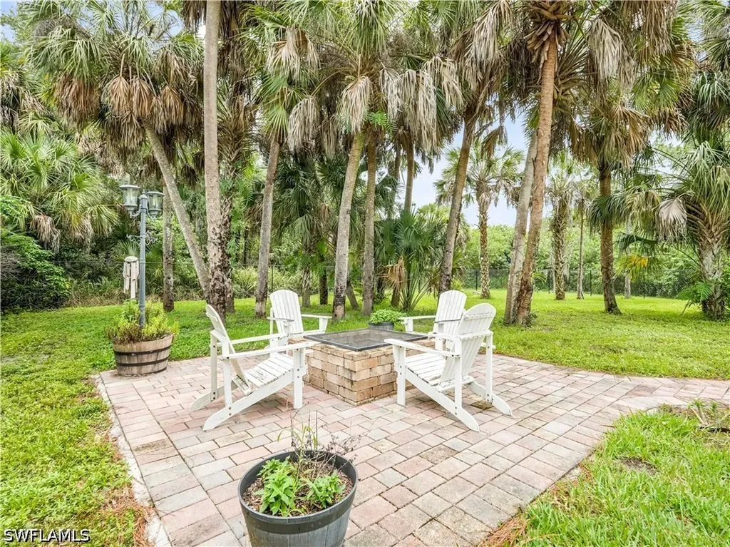 2991 18th Avenue NE Naples FL 34120