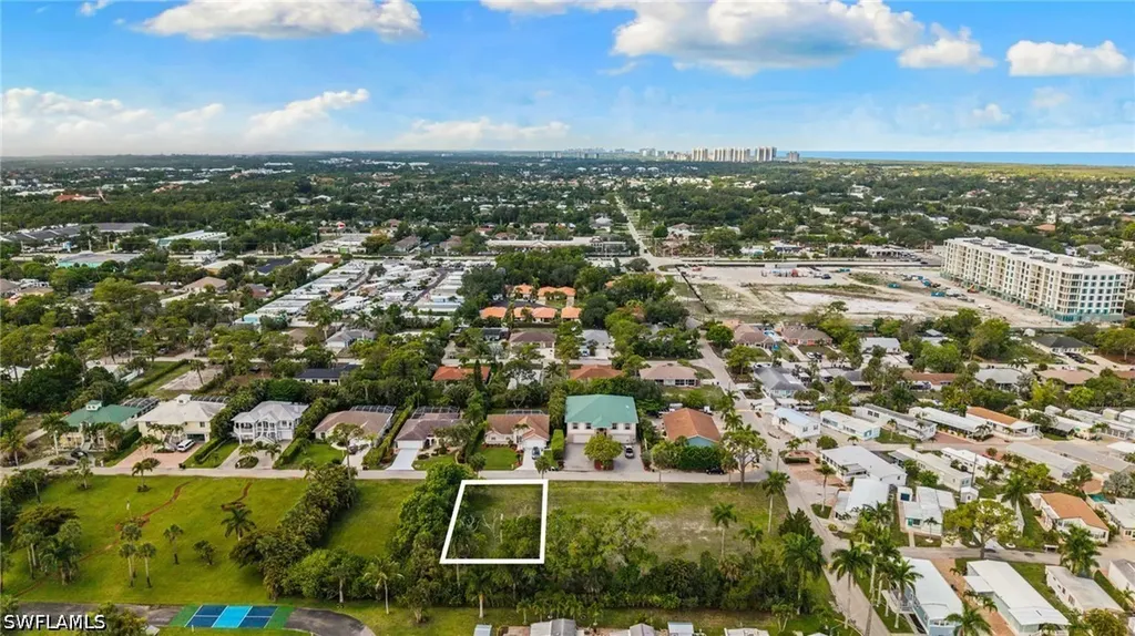 3090 Pine Tree Drive Bonita Springs FL 34134