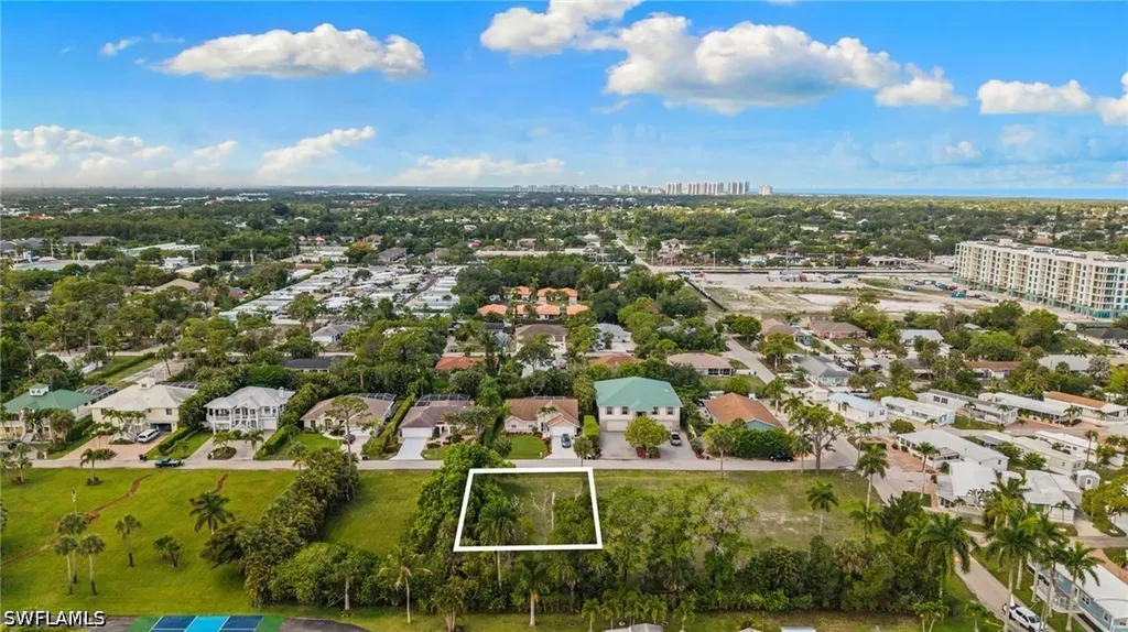 3090 Pine Tree Drive Bonita Springs FL 34134