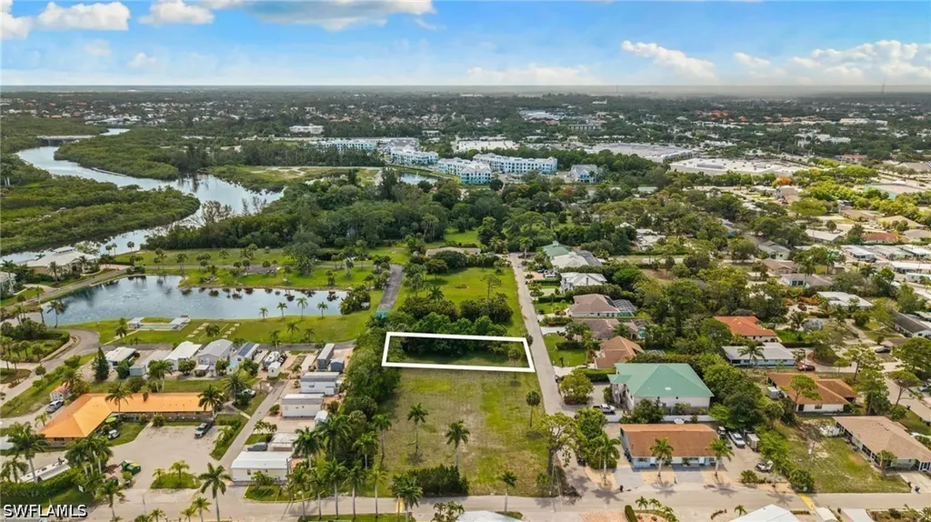 3090 Pine Tree Drive Bonita Springs FL 34134
