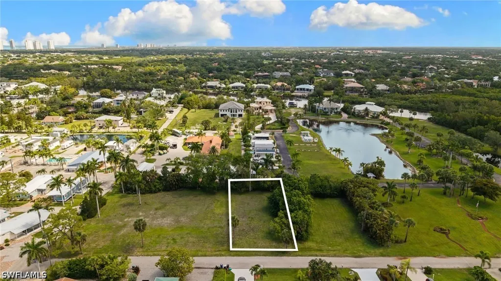 3090 Pine Tree Drive Bonita Springs FL 34134