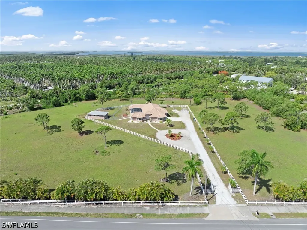 Bokeelia FL, 13541 Stringfellow Road