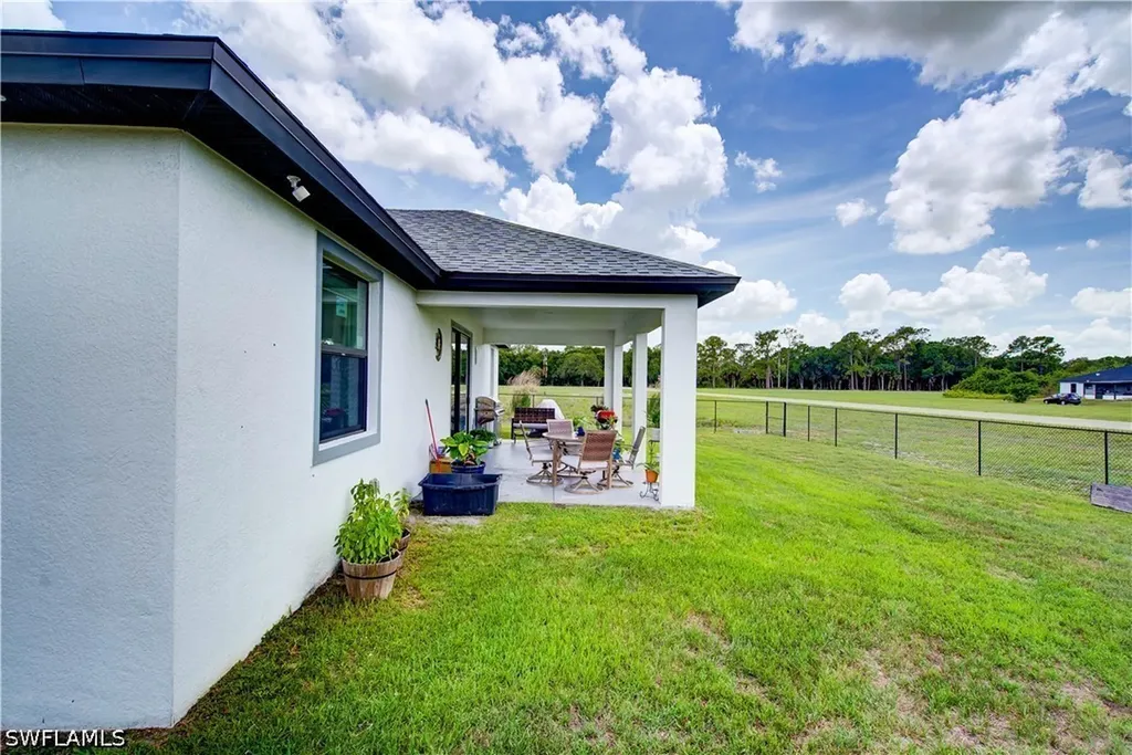 7035 Brazil Circle Labelle FL 33935