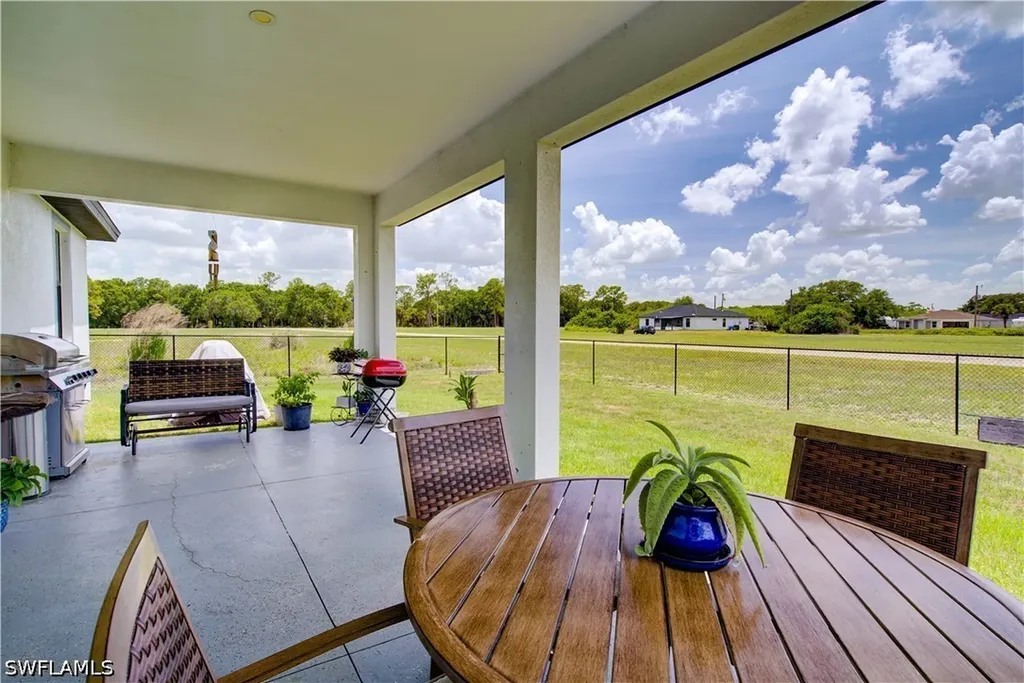 7035 Brazil Circle Labelle FL 33935