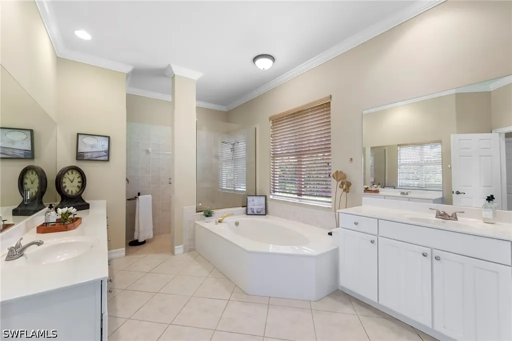 12535 Wildcat Cove Circle Estero FL 33928
