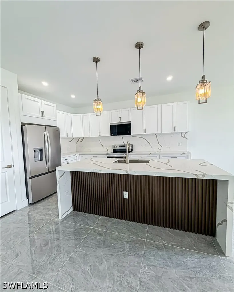 3900 25th Street SW Lehigh Acres FL 33976