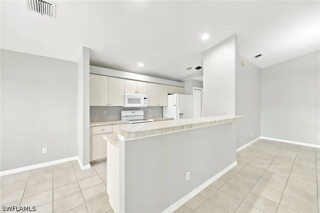 25925 Pebblecreek Drive Bonita Springs FL 34135