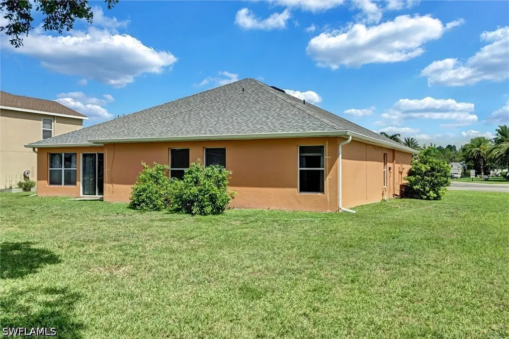18330 Beauty Berry Court Lehigh Acres FL 33972