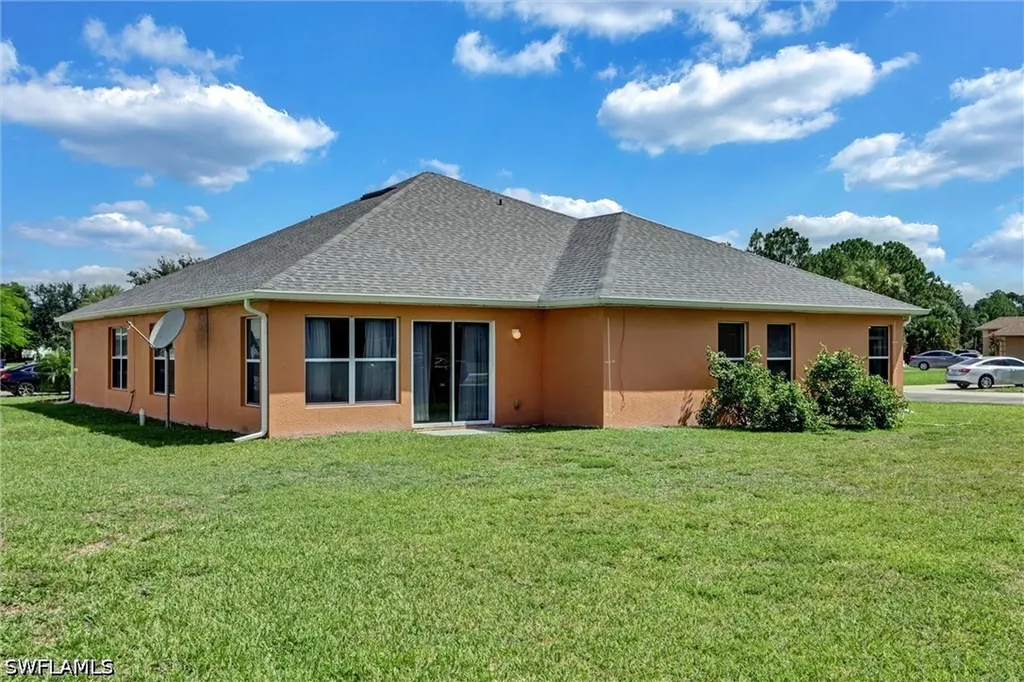18330 Beauty Berry Court Lehigh Acres FL 33972