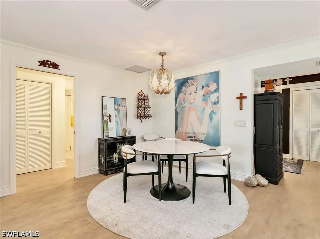 1201 Solana Road Naples FL 34103