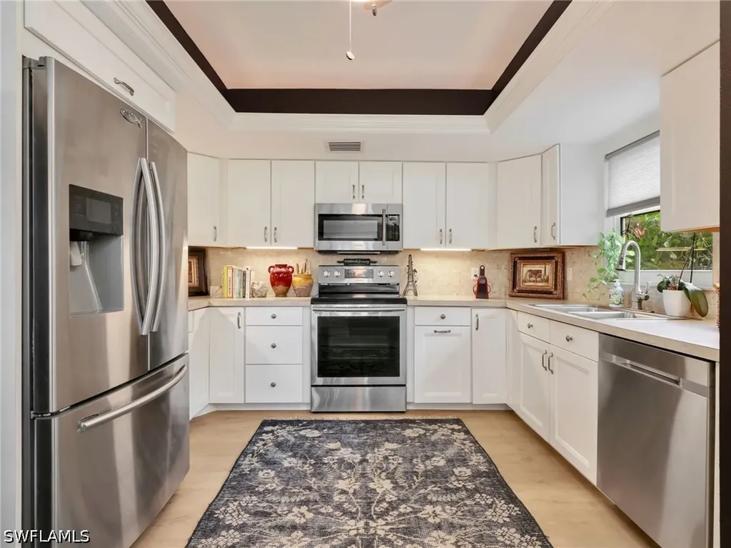 1201 Solana Road Naples FL 34103