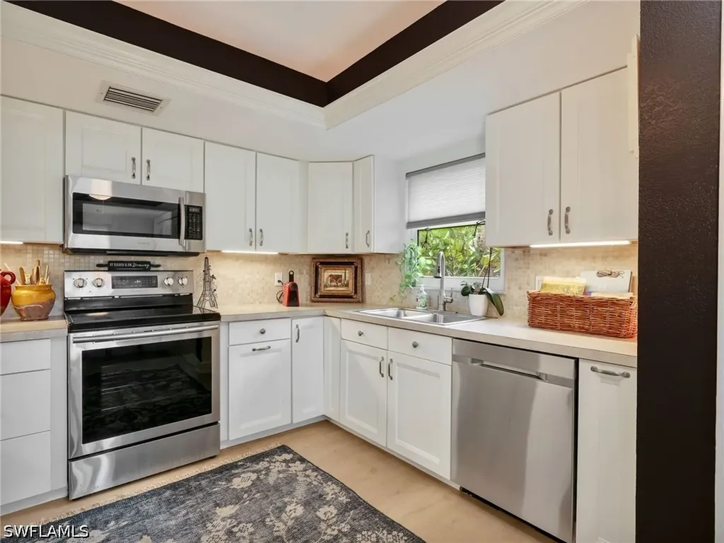1201 Solana Road Naples FL 34103