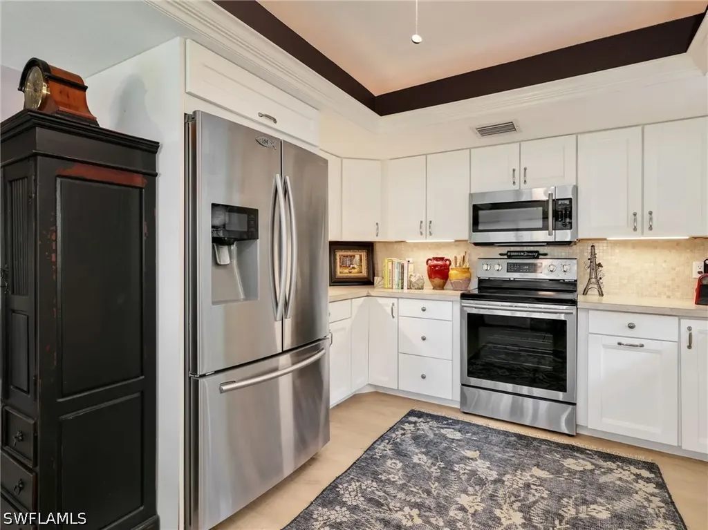 1201 Solana Road Naples FL 34103
