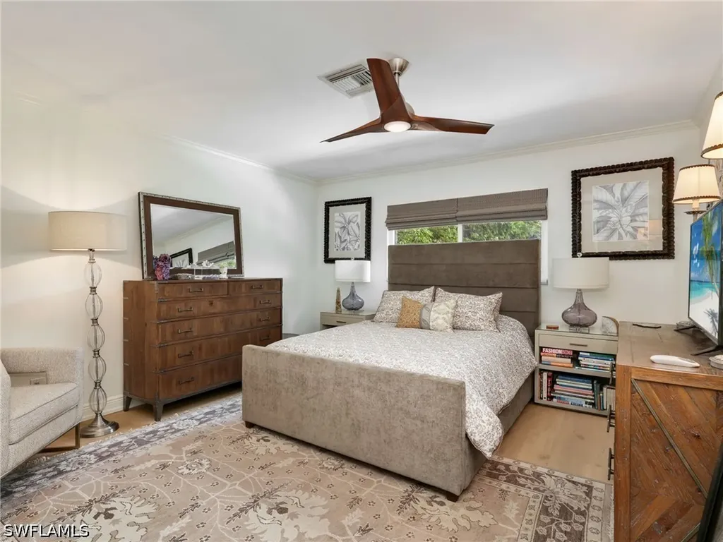 1201 Solana Road Naples FL 34103