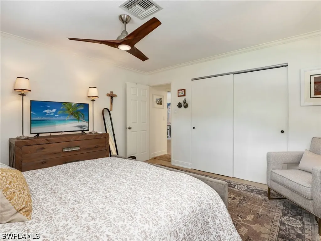 1201 Solana Road Naples FL 34103
