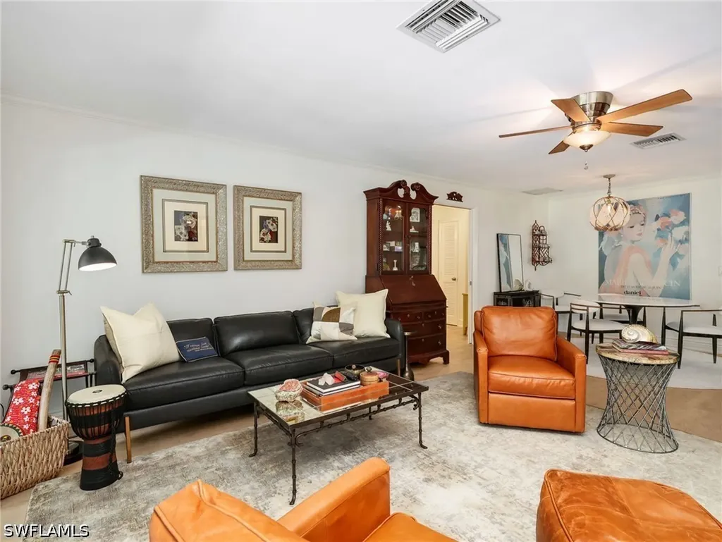 1201 Solana Road Naples FL 34103