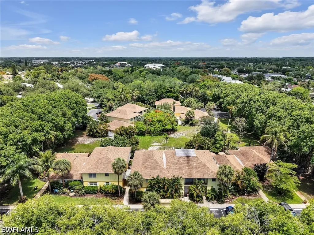1201 Solana Road Naples FL 34103