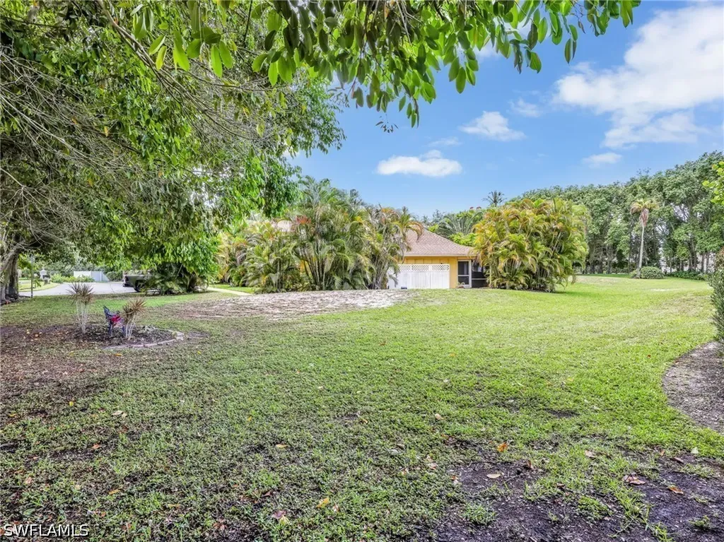 1201 Solana Road Naples FL 34103