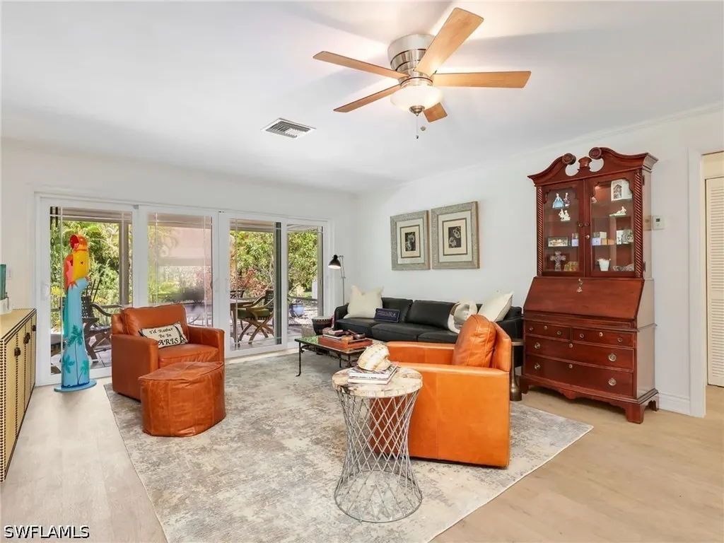 1201 Solana Road Naples FL 34103