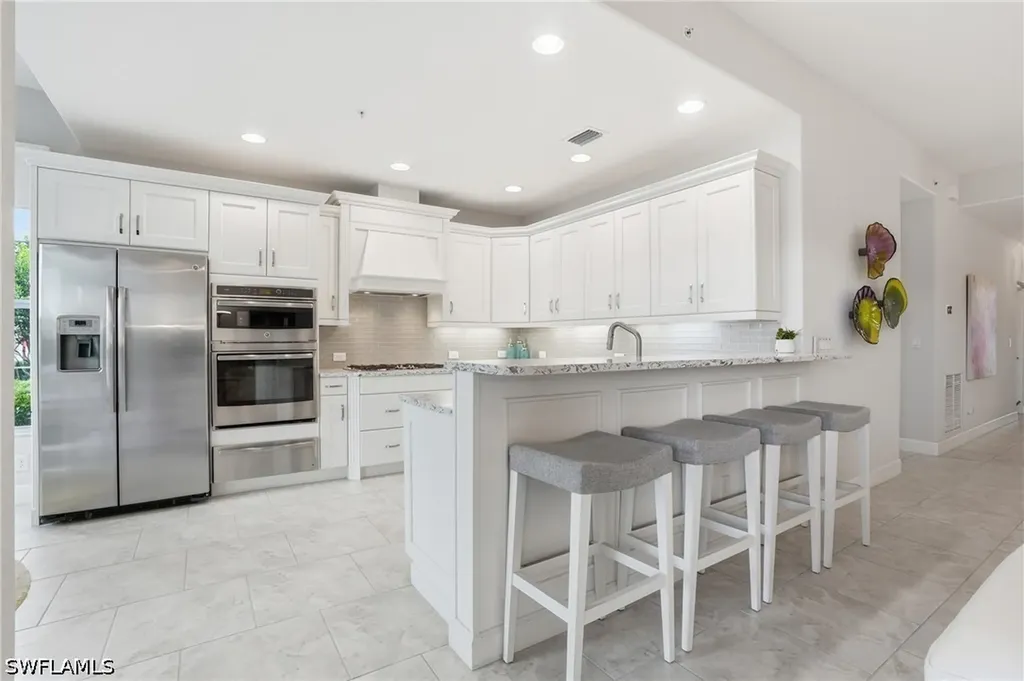 8066 Signature Club Circle Naples FL 34113