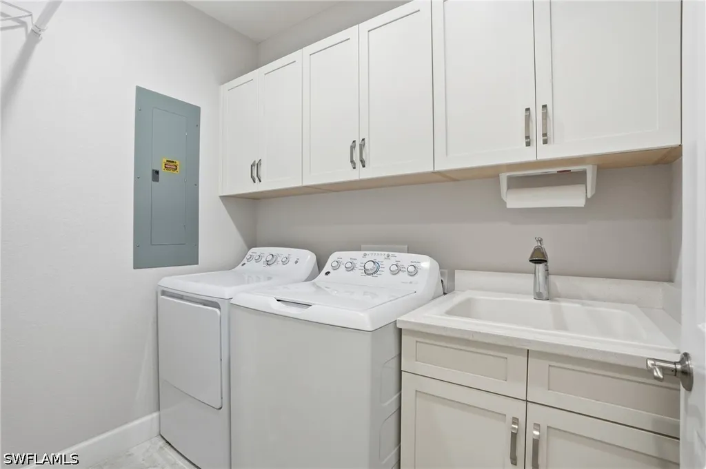 8066 Signature Club Circle Naples FL 34113