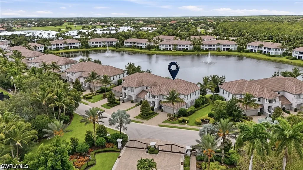 8066 Signature Club Circle Naples FL 34113