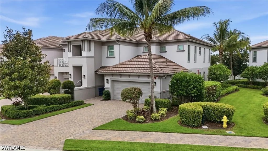 8066 Signature Club Circle Naples FL 34113