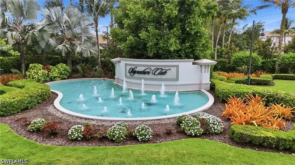 8066 Signature Club Circle Naples FL 34113